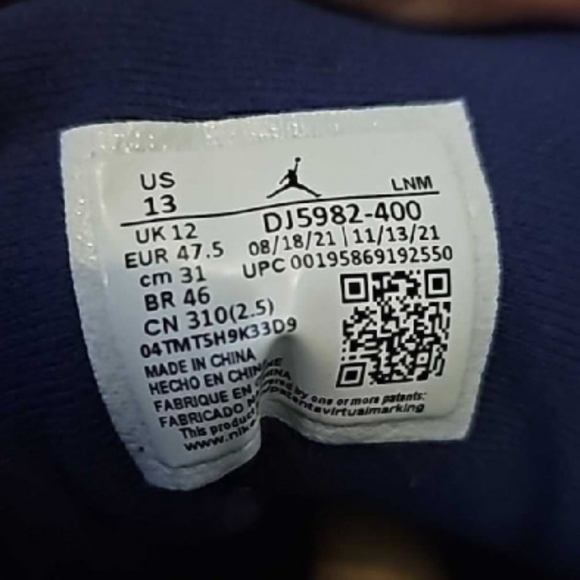 Navy Blue and Black Jordan Sneakers - Picture 7 of 8